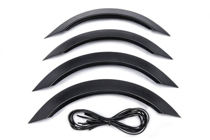 The pads on the arches (4 pieces, black) for Volkswagen Passat B4 1993-1996 - Reelken Auto