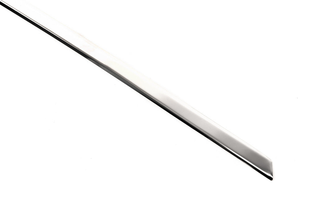 Stainless steel trim strip above license plate for Renault Fluence 2009-2016 - image 3