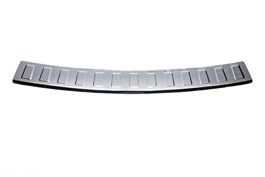 The trim on the rear bumper Carmos (stainless) for Volkswagen Golf 5 - image 2