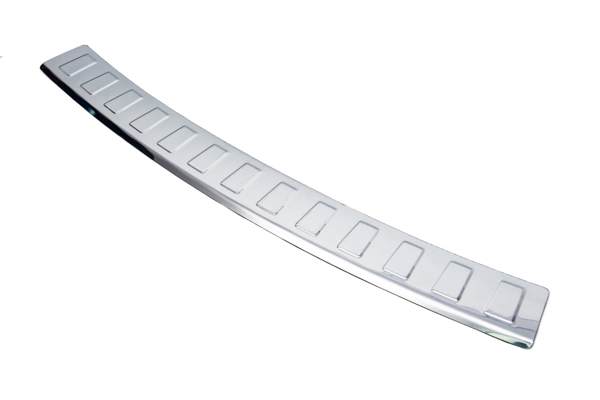 Rear Bumper Protector Carmos Stainless Steel for Volkswagen Golf 5 2003-2009 - image 1