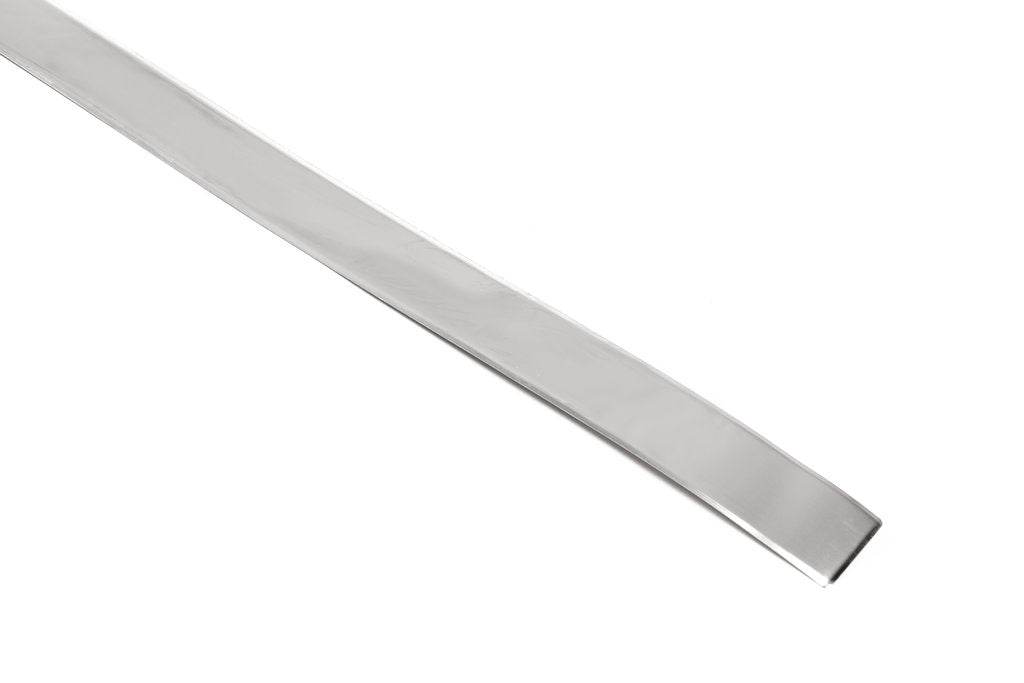 The edge of the trunk (stainless steel). for Land Rover Discovery IV - Reelken Auto