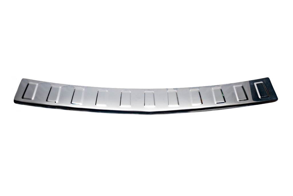 Cover on the rear bumper Carmos V-1 (stainless steel) for Chevrolet Trax 2012-2023 - Reelken Auto