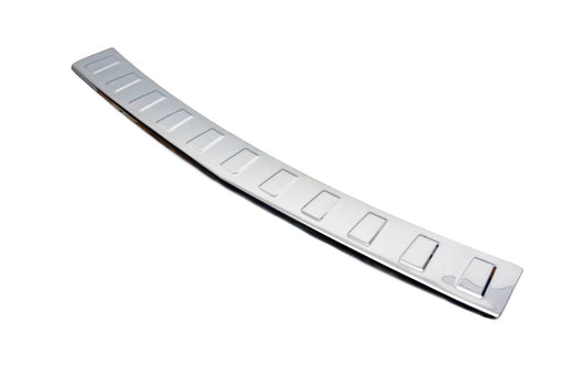 Cover on the rear bumper Carmos V-1 (stainless steel) for Chevrolet Trax 2012-2023 - Reelken Auto