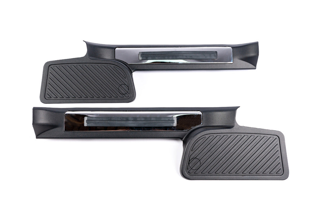 Plastic illuminated door sills (black) for Toyota Land Cruiser 200 2007-2021 - image 5