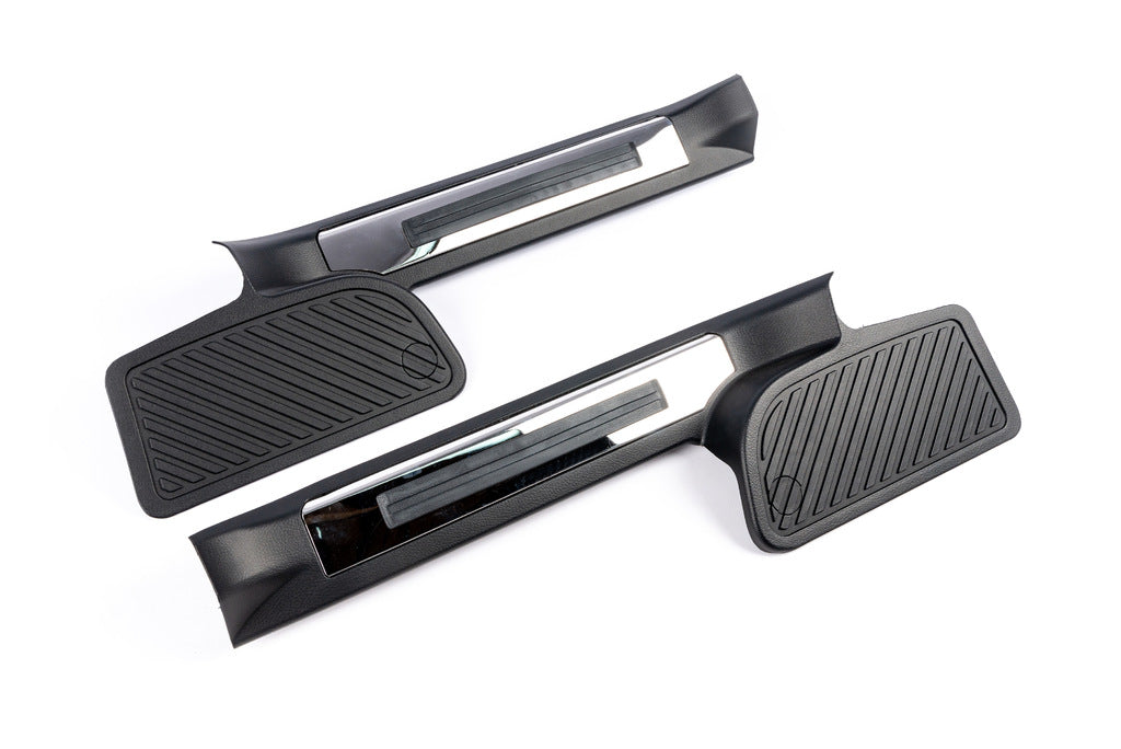 Plastic illuminated door sills (black) for Toyota Land Cruiser 200 2007-2021 - image 6