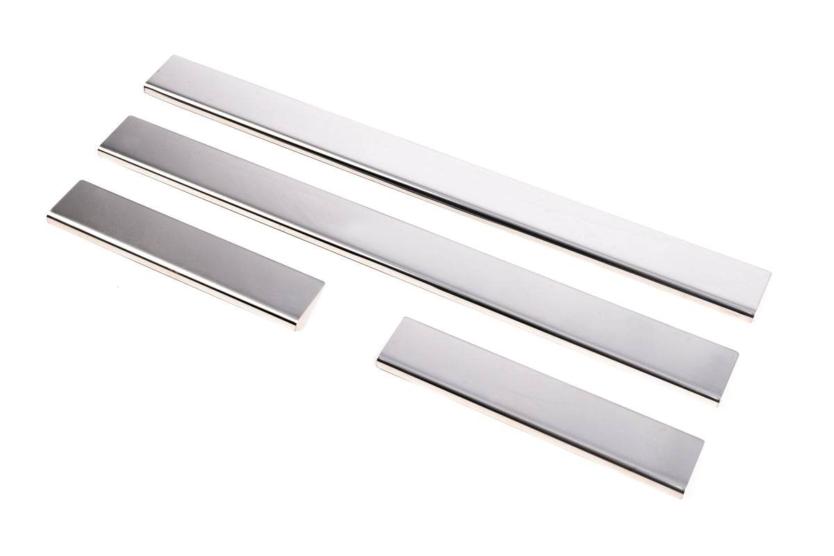 Sill Carmos (4 pieces, stainless steel) for Toyota Corolla 2007-2013 - Reelken Auto