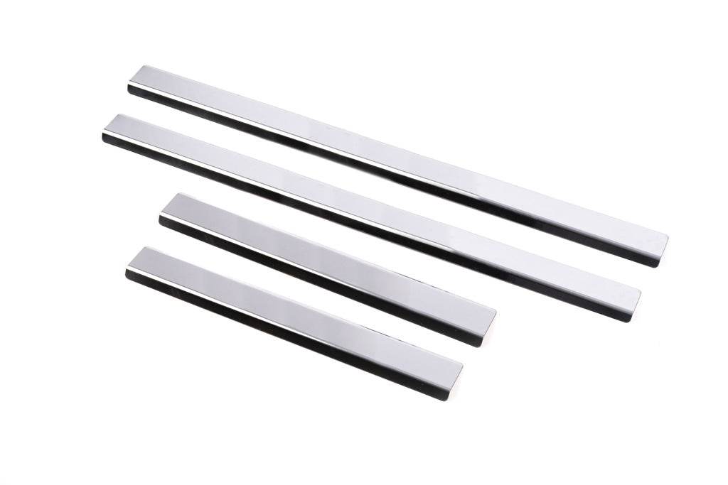 Door sills Carmos (4 pieces, stainless.) for Toyota Hilux 2006-2015 - Reelken Auto