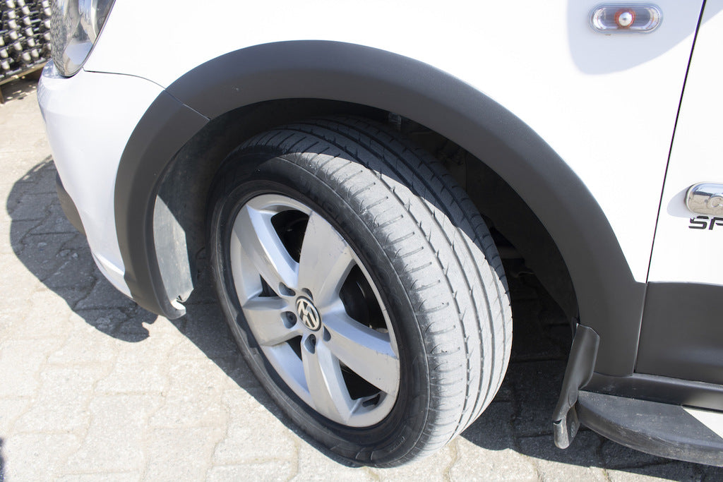 The complete set of moldings and arches for Volkswagen Caddy 2015-2020 - image 10