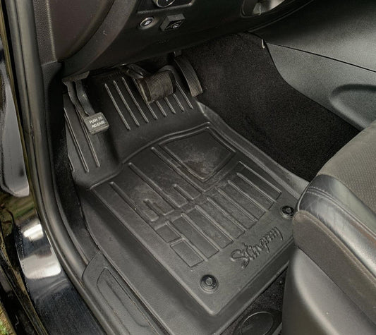 Stingray 3D Rubber Floor Mats (5 pcs, Polyurethane) for Jeep Grand Cherokee WK2 2010-2021 - image 1