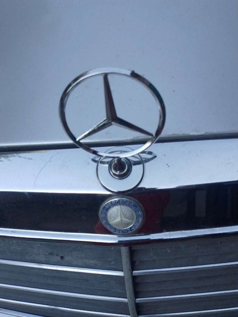 Emblem target without lettering (1984-1993) for Mercedes E-сlass W124 1984-1997 - image 5