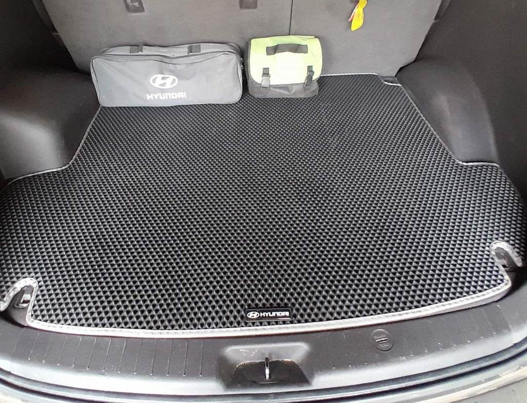 Trunk mat (EVA, black) (5 places) for Hyundai Santa Fe 2 2006-2012 - Reelken Auto