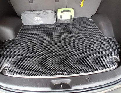 Trunk mat (EVA, black) (5 places) for Hyundai Santa Fe 2 2006-2012 - Reelken Auto