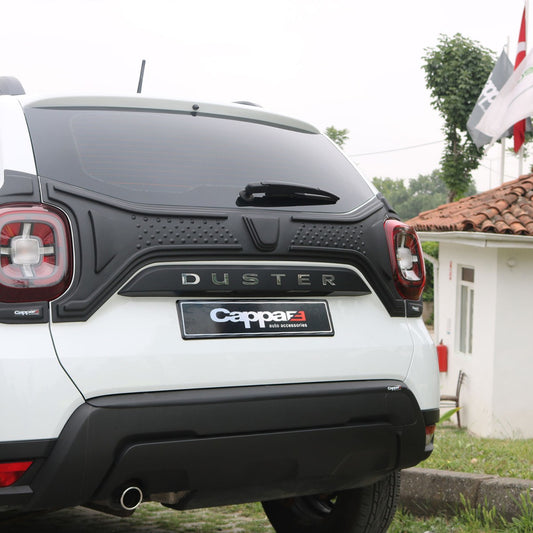 Plastic trunk lid cover (3 pieces) for Renault Duster 2018-2024 - image 1