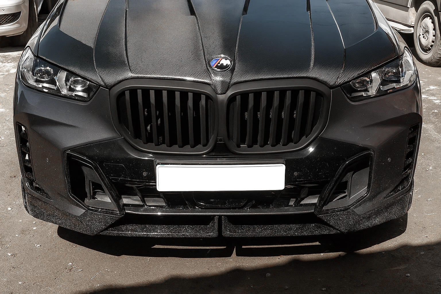 Kidney Grilles 1 Bar (2023+, Matte Black) for BMW X5 G05 2019–2026 - image 1