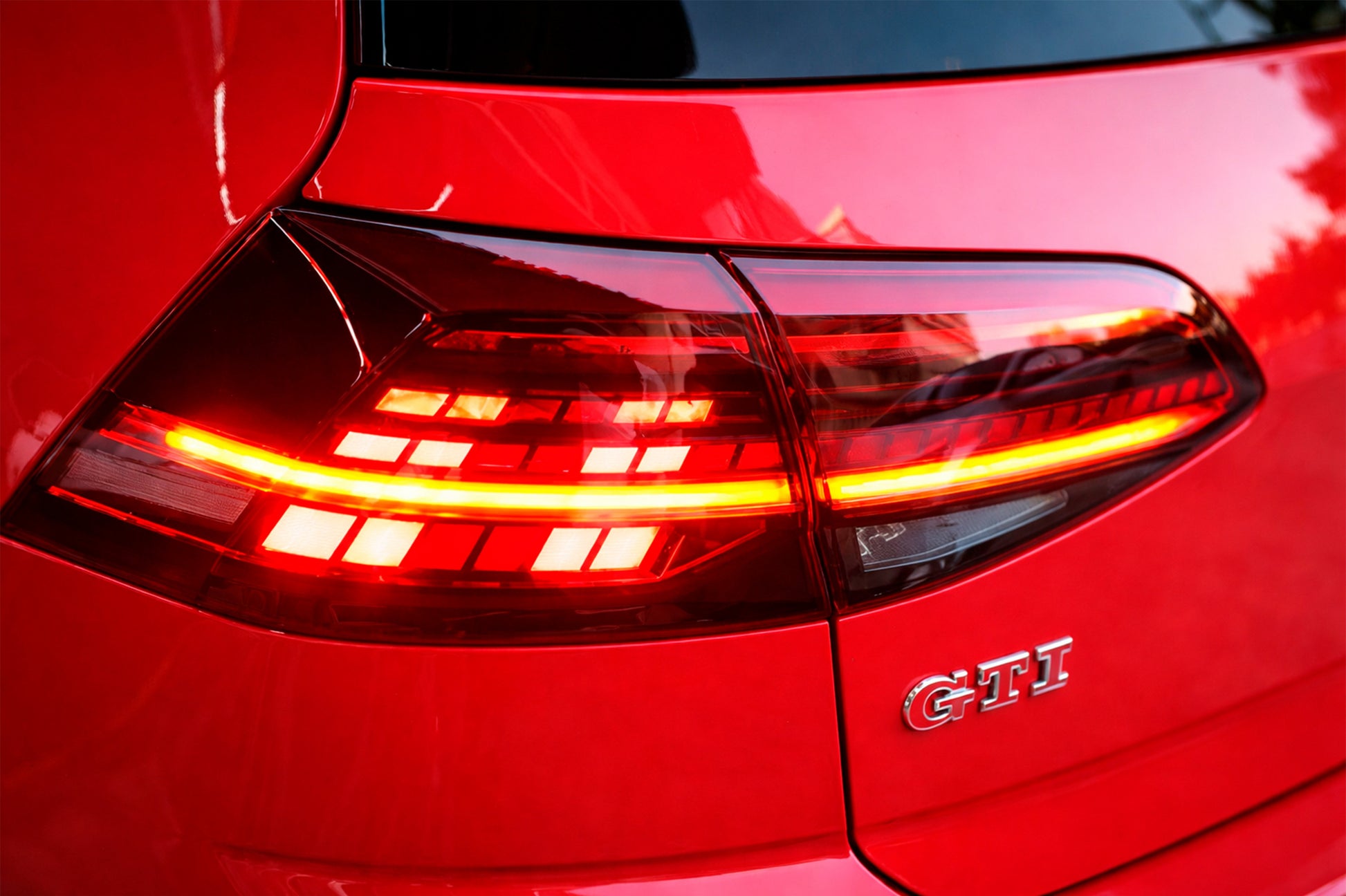 LED Tail Lights (2012-2017, 2 pcs) for Volkswagen Golf 7/E-Golf 2012-2020 - image 1