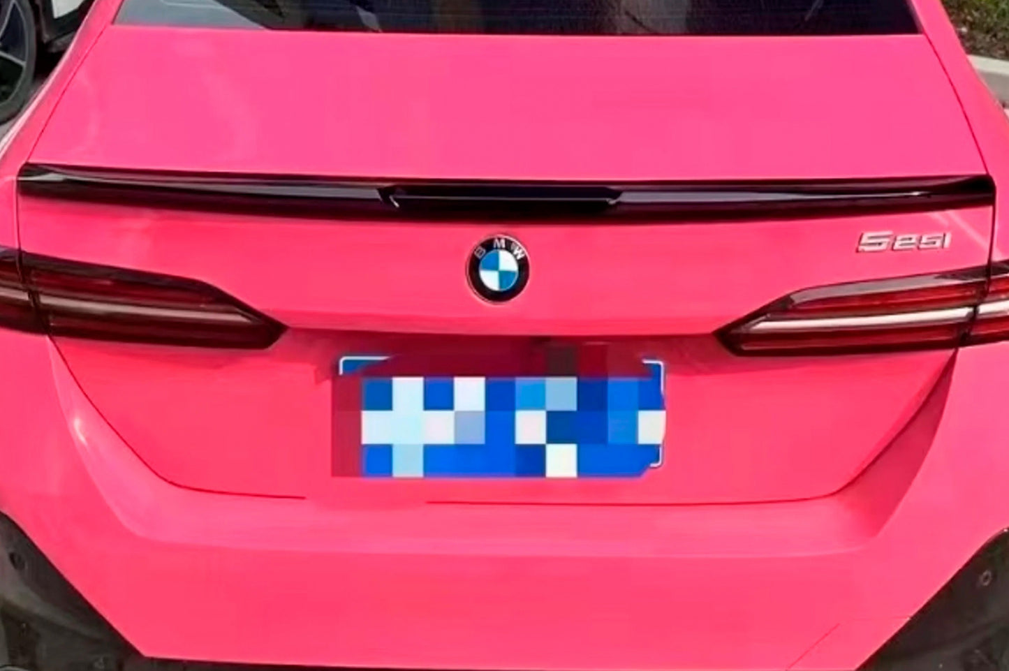 Spoiler MP-Style (Gloss Black) for BMW 5/i5 Series G60/G60E/G61 2023- - image 1