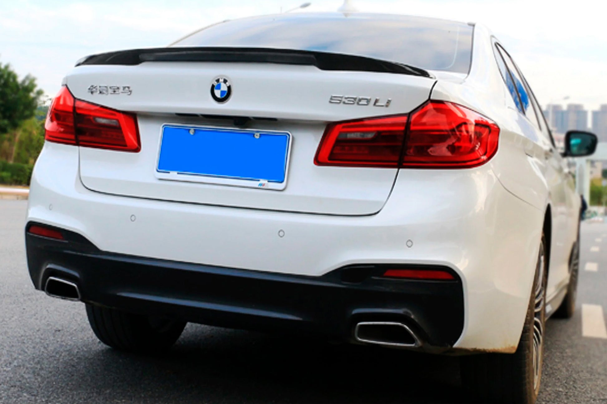 P-Style Spoiler (Gloss Black) for BMW 5 Series G30/G31 2017-2023 - image 1