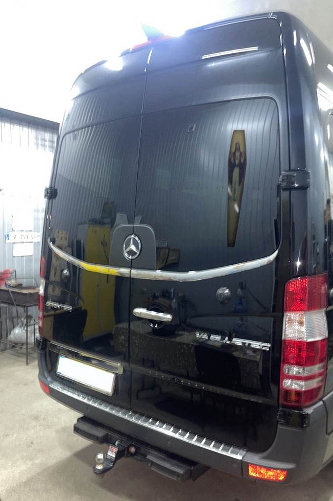 Rear glass edge Carmos (2 pcs, stainless steel) for Mercedes Sprinter W906 2006-2018 - Reelken Auto