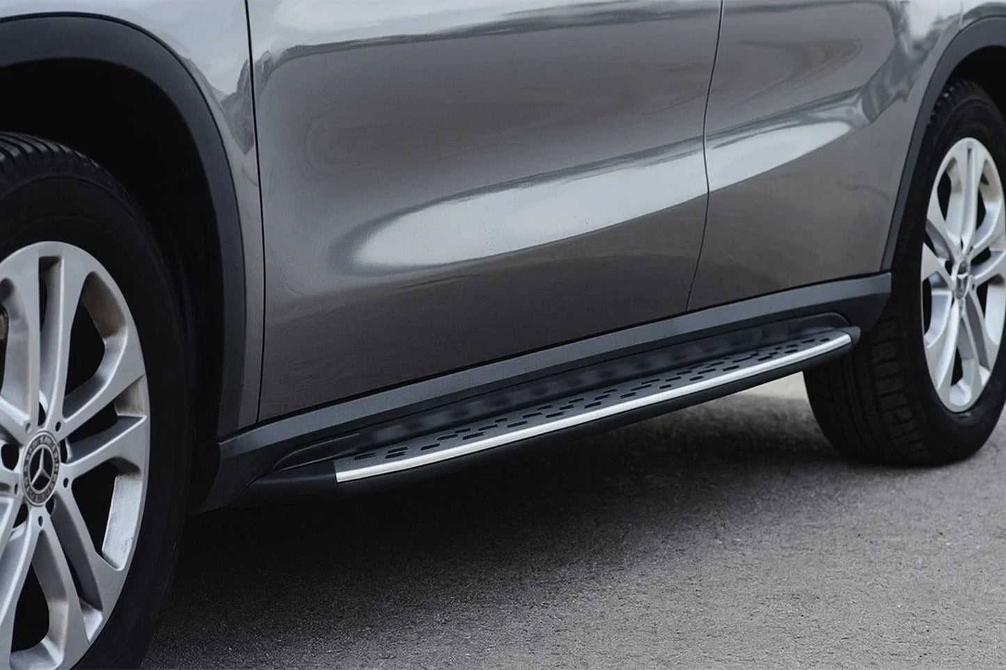 Original Side Steps (2 pcs) for Mercedes GLA X156 2014-2019 - image 1