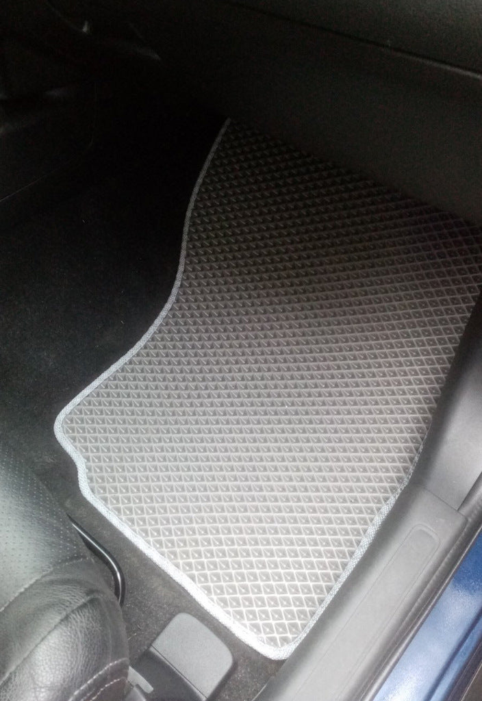 EVA Floor Mats (Gray) for Mitsubishi Outlander 2012-2021 - image 2