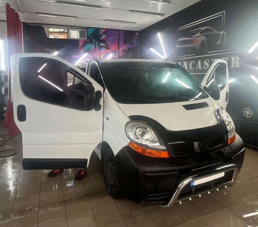Hood deflector long (EuroCap) for Opel Vivaro 2001-2015 - Reelken Auto