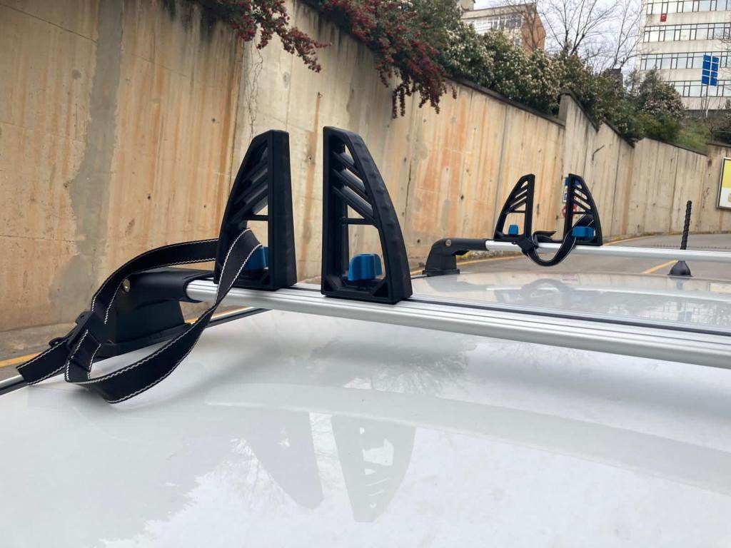 Fastening under the stairs (on transverse arcs) - Reelken Auto