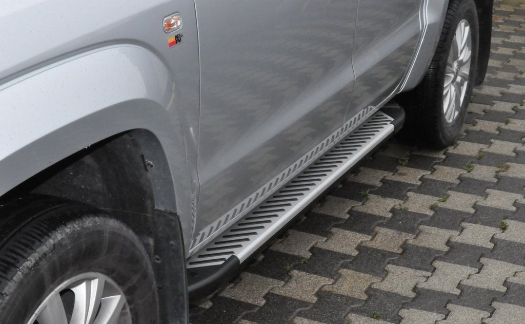 Side Steps Line (2 pcs, Aluminum) for Volkswagen Amarok 2010-2022 - image 1