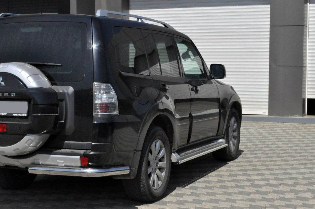 Back arc AK003 (stainless) for Mitsubishi Pajero Wagon IV - Reelken Auto