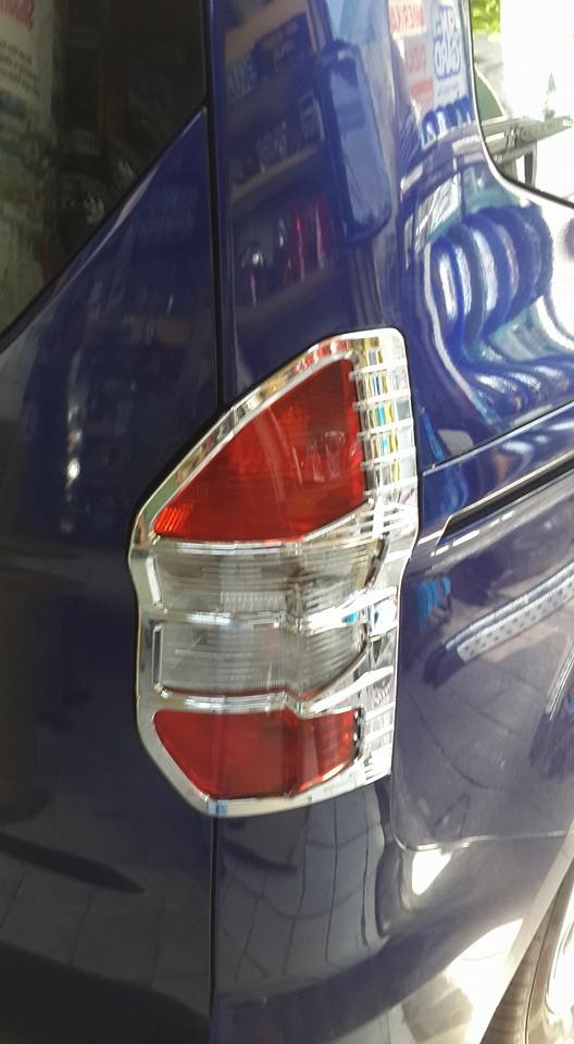 Chrome Tail Light Covers (2 pcs, plastic) for Ford Courier 2014-2023 - image 6