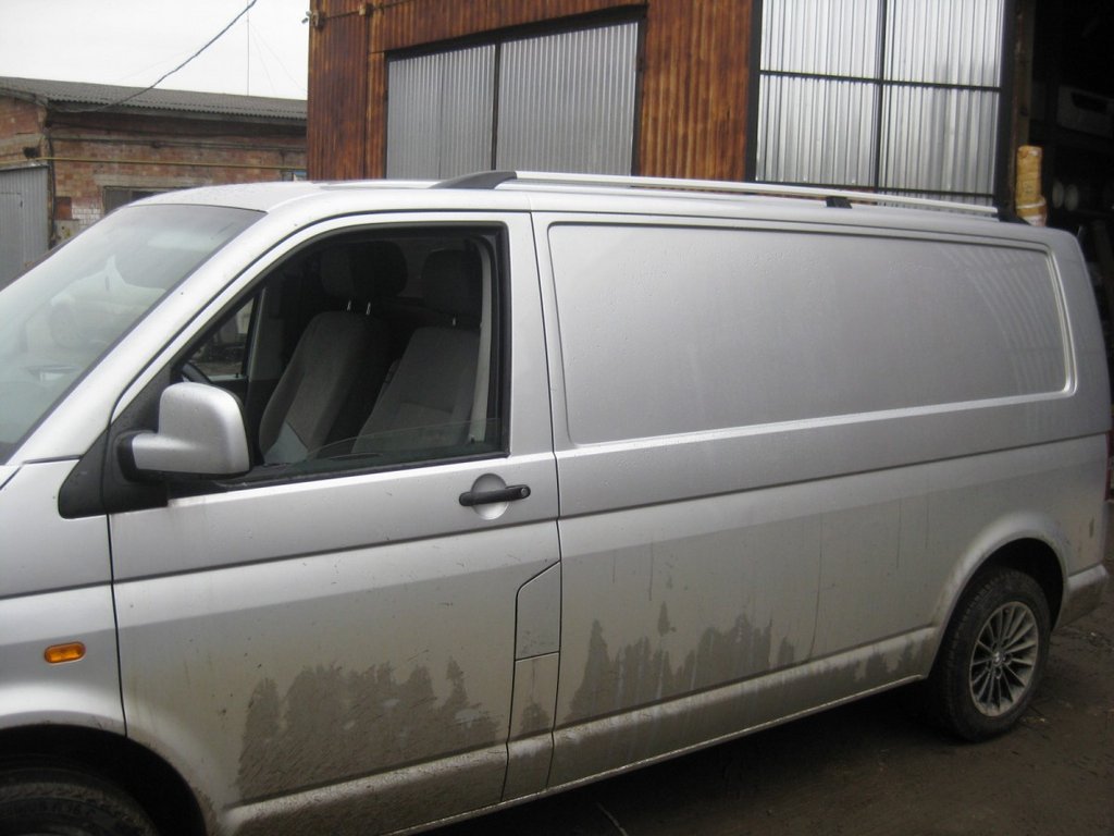 Chrome Roof Rails for Volkswagen T5 Transporter 2003-2010 - image 2