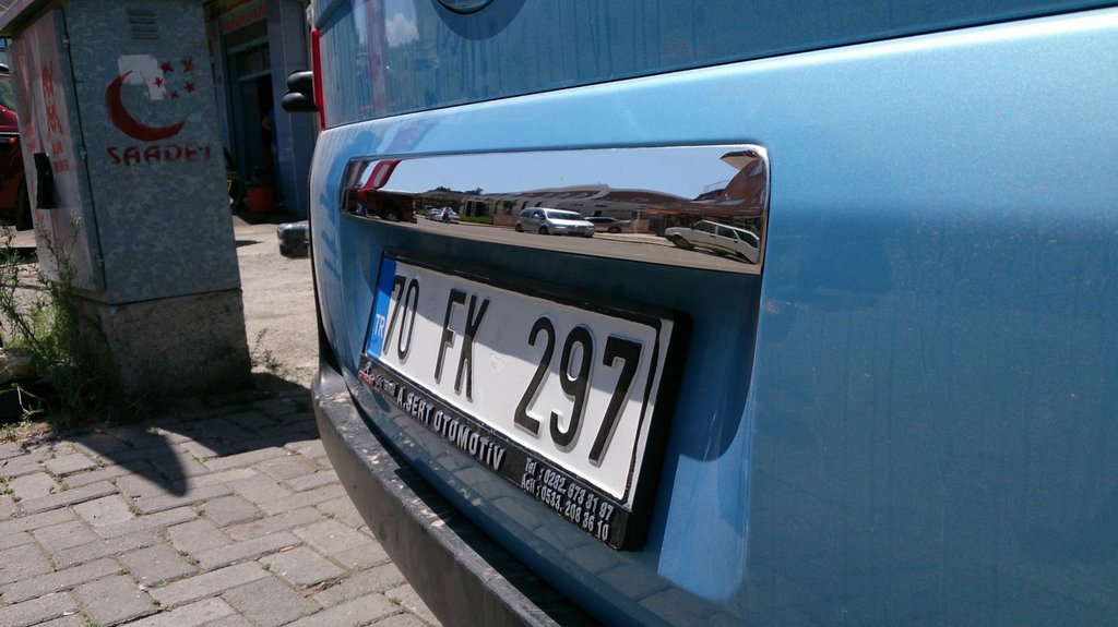 Trim above the number (stainless steel.) for Citroen Nemo - image 3
