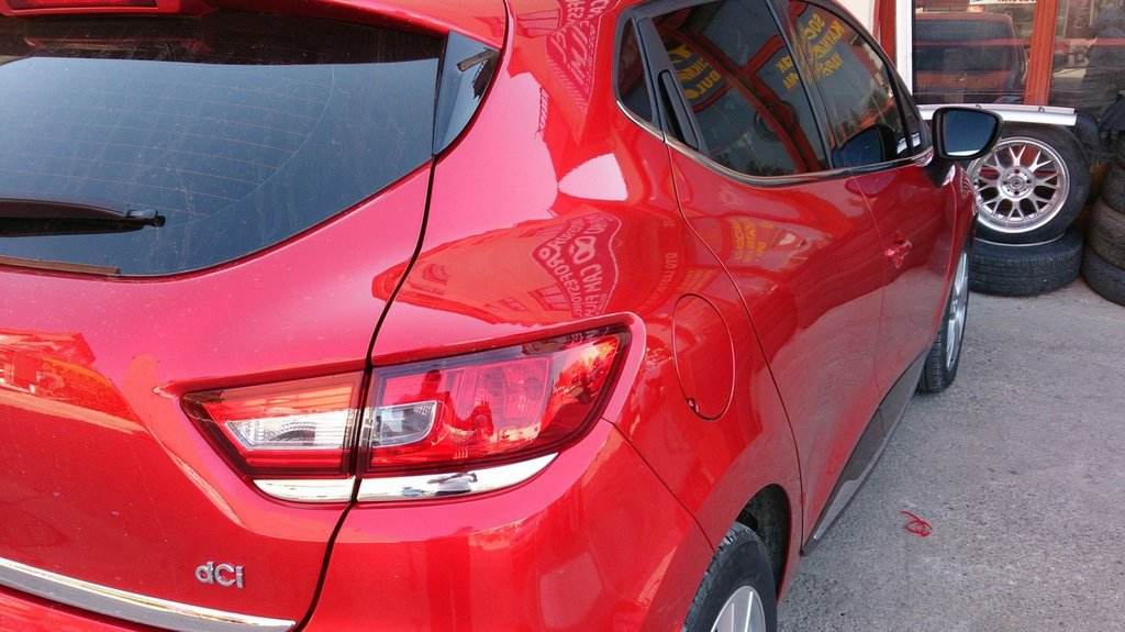 Strap on the tail lights (2 pcs, stainless steel.) for Renault Clio IV 2012-2019 - Reelken Auto