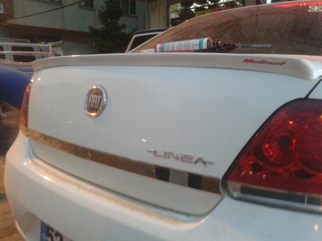 Rear spoiler 1-piece (primed for painting) for Fiat Linea 2006-2018 - image 3