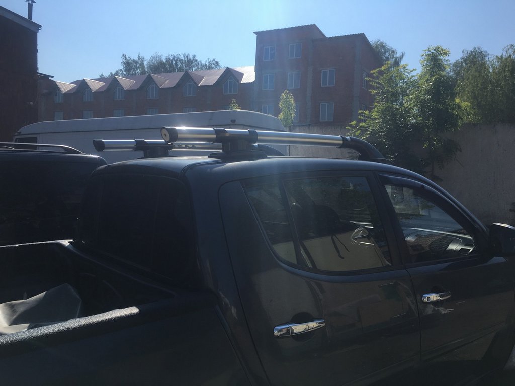 Black Roof Rails with Crossbars for Mitsubishi L200 2006-2015 - image 4