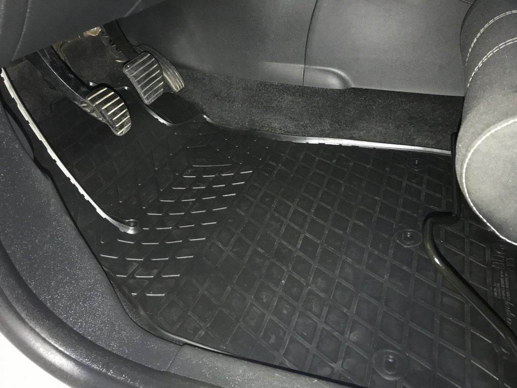 Rubber mats (4 pcs, Stingray Premium) for Renault Megane III 2009-2016 - Reelken Auto