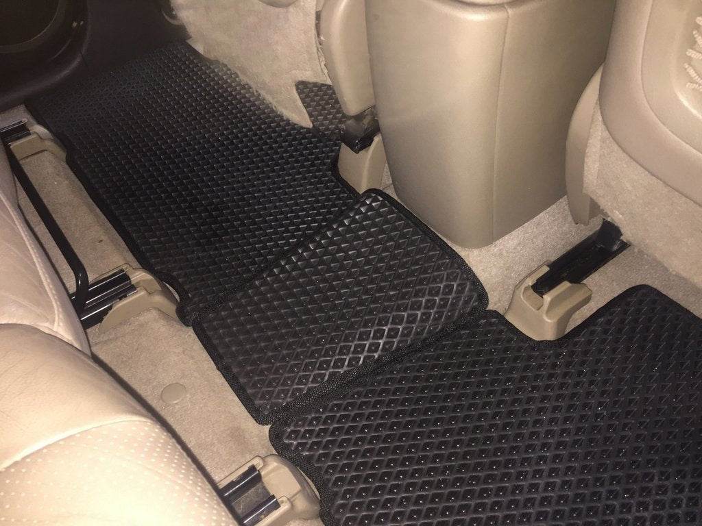 EVA mats (black) for Toyota Rav 4 2006-2013 - Reelken Auto