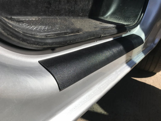 ABS Door Sill Covers (2 pcs, DDU) for Renault Trafic 2001-2015 - image 2