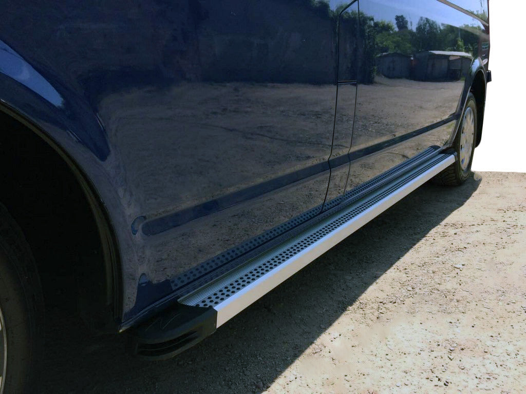 Side Steps Maya V2 (2 pcs, Aluminum) for Volkswagen T5 Multivan 2003-2010 - image 1