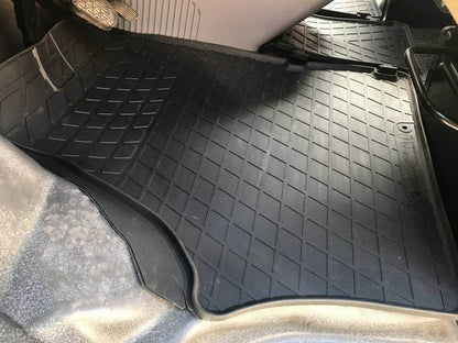 Rubber mats (3 piece, Stingray) for Mercedes Vito W638 1996-2003 - Reelken Auto