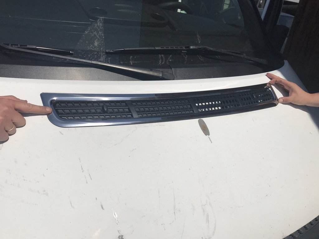 Chrome trim for hood (stainless steel) for Ford Transit 2000-2014 - Reelken Auto
