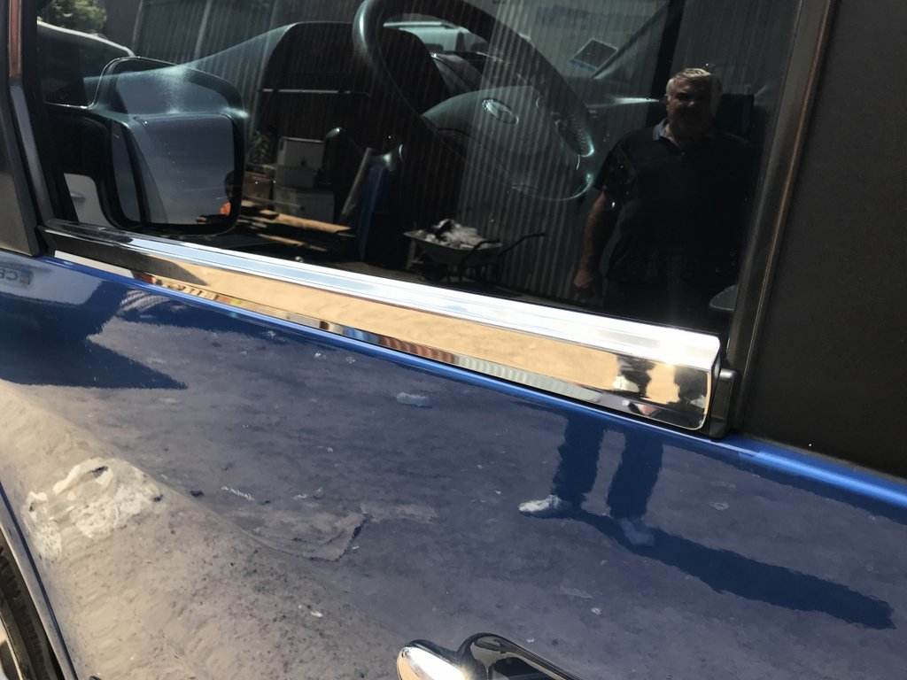 Glass edging (2 pcs, stainless steel) for Mercedes Vito W638 1996-2003 - Reelken Auto