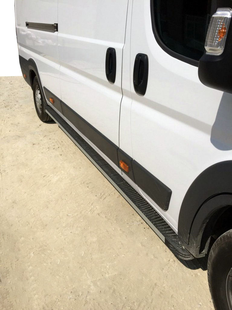 Side Steps Maya (2 pcs, Aluminum) for Citroen Jumper 2007-2025 - image 1
