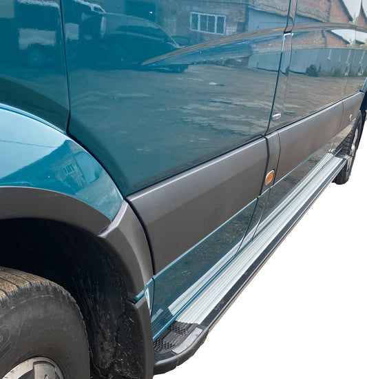 Side Steps Rainbow (2 pcs, Aluminum) for Volkswagen Crafter 2006-2016 - image 1