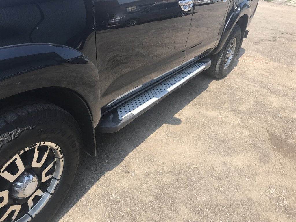 Side sills Allmond Grey (2 pieces, aluminum) for Toyota Hilux 2006-2015 - Reelken Auto