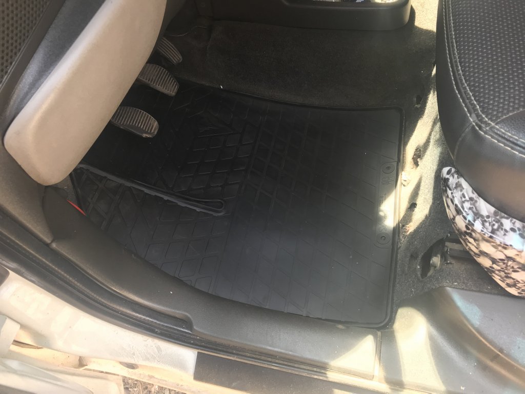 Rubber Floor Mats (Stingray) for Fiat Doblo I 2005-2010 - image 1