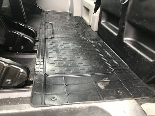 Rear Rubber Floor Mats (2 pcs, Polytep) for Volkswagen T5 Multivan 2003-2010 - image 1