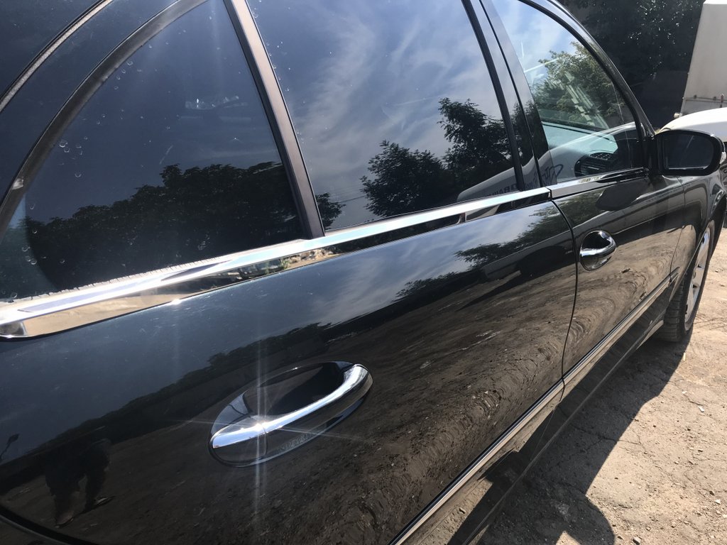 External edging of glasses (stainless steel) for Mercedes E-class W211 2002-2009 - image 1