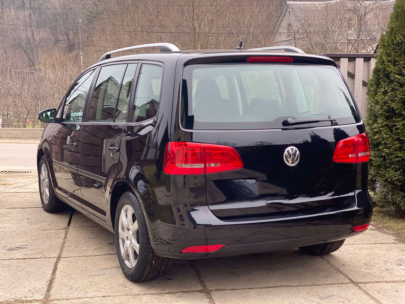Roof Rails Skyport (matte grey) for Volkswagen Touran 2003-2010 - image 3