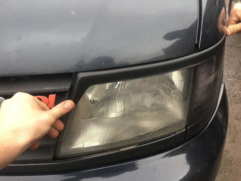 Headlight eyebrows (black) for Mercedes Vito W638 1996-2003 - image 4