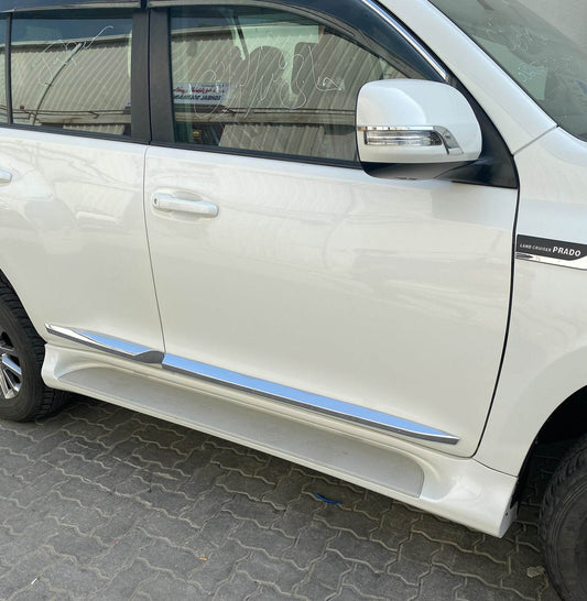 Door molding (design 2018+) for Toyota Land Cruiser Prado 150 - Reelken Auto